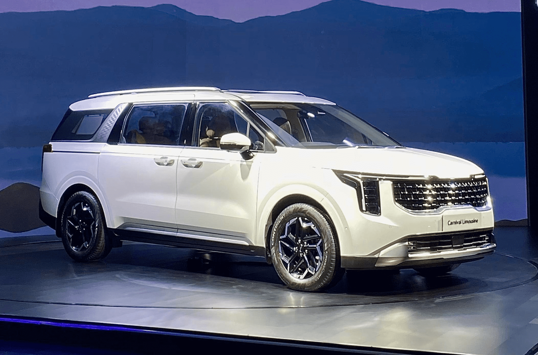 New Kia Carnival launched at Rs 63.90 lakh